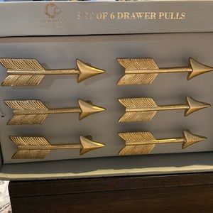 NIB Casa Decor Handcrafted Gold Arrow Drawer Cabinet Knobs Pulls Set of 6